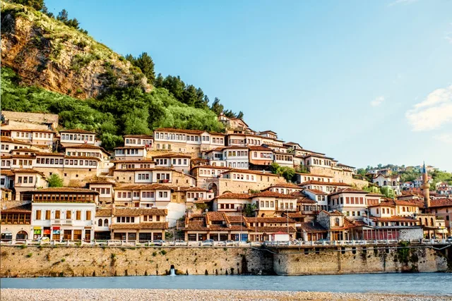 Dekorasyonda Antrasit ile Uyumlu Renkler - arnavutluk gezilecek yerler